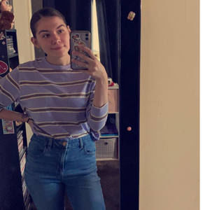 Meet your Posher, Eve